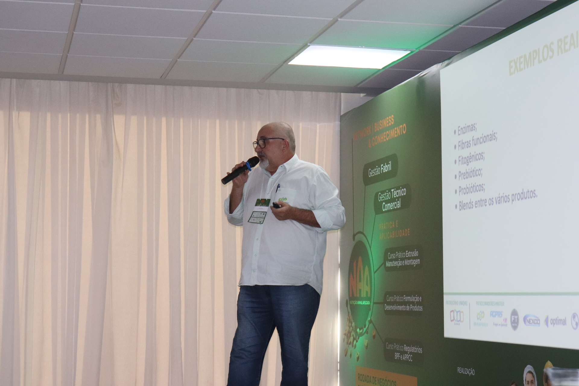 Palestrante no Evento NAA